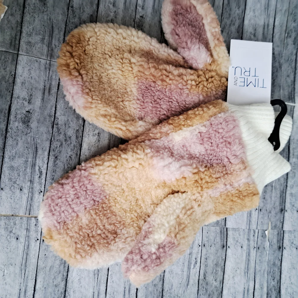 Time and Tru Plaid Sherpa Fuzzy Winter Outerwear Mittens